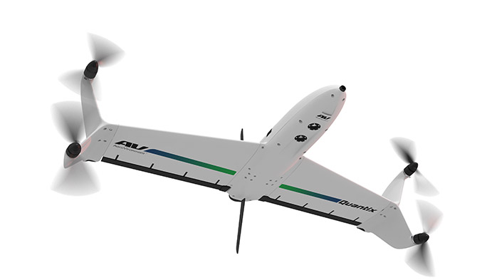 【世界のドローン47】垂直離着から水平飛行へ華麗にフライトするテイルシッター型探知ドローン『Quantix』