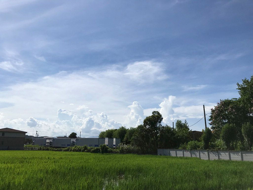 iPhoneで通常撮影した「夏の入道雲」