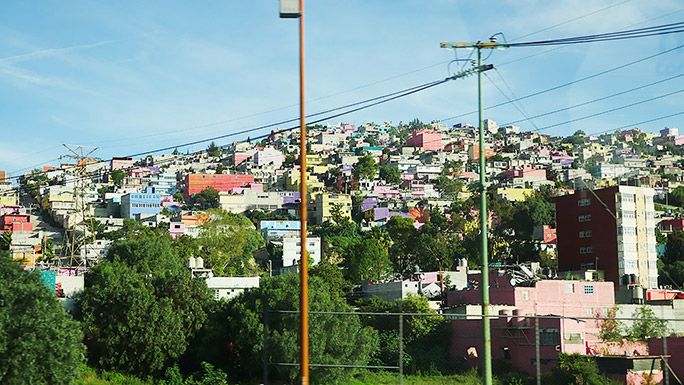 メキシコのカラフルな街並み