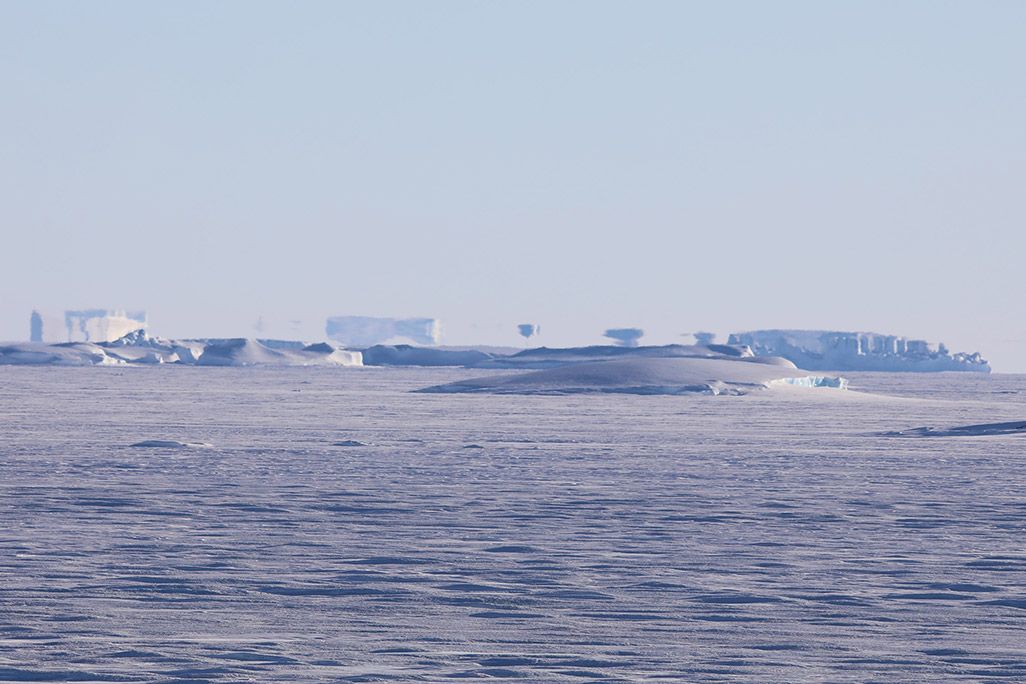 南極で観測された蜃気楼