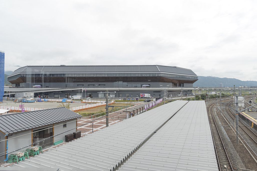 JR亀岡駅からサンガスタジアム by KYOCERAを望む