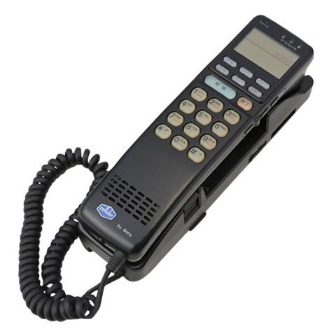 DDI-セルラーのソニー製携帯電話CP-201