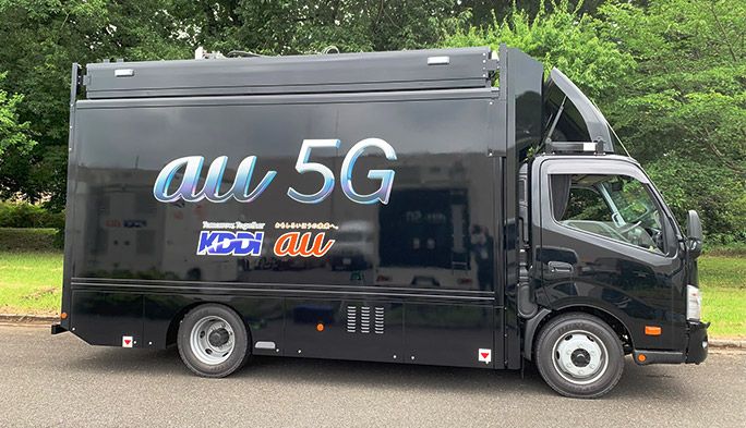 5Gに対応したKDDIの最新『車載型基地局』が登場！4Gとの違いや役割を解説