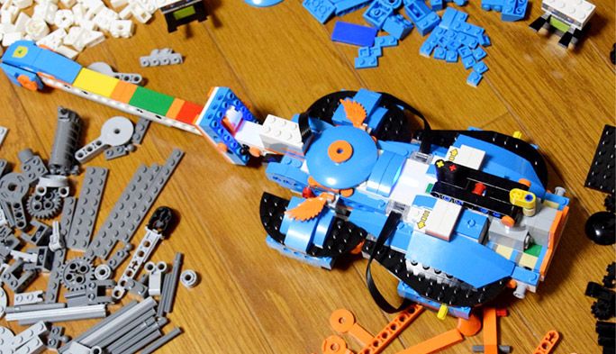 レゴが楽器やロボットになって動く！ 大人も夢中になる『レゴ®ブースト』を体験