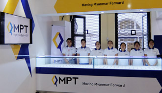 ミャンマー・ヤンゴン中央郵便局内に、MPTが直営店舗第1号店をオープン