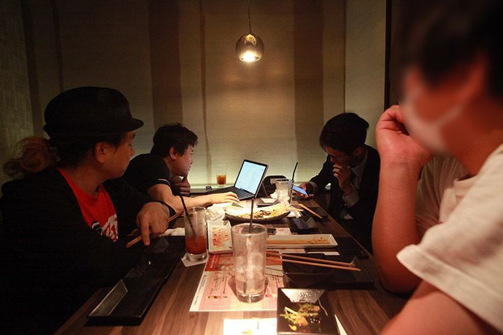スマホの登場について語る4人