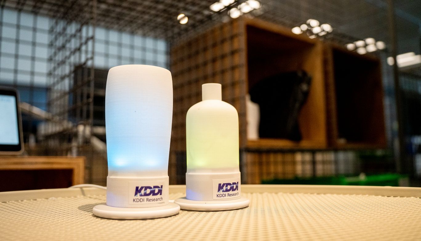 KDDI総合研究所のSync Glass(シンクグラス)
