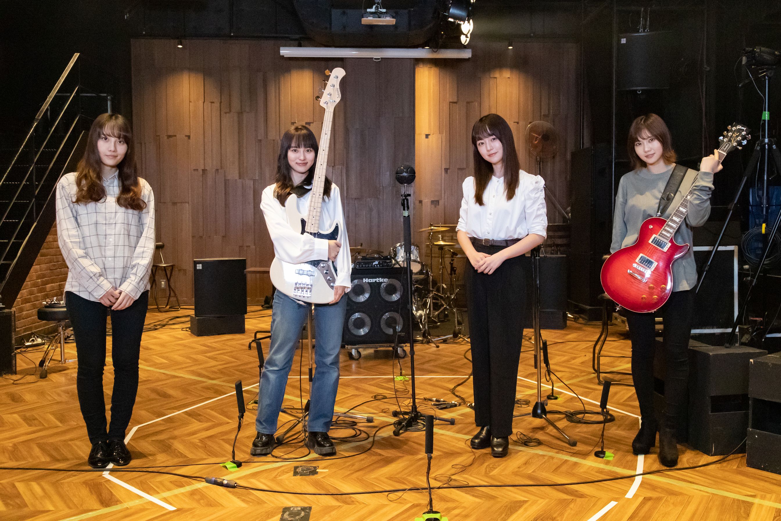ZARDの楽曲を後世に伝えるSARD UNDERGROUNDの4人