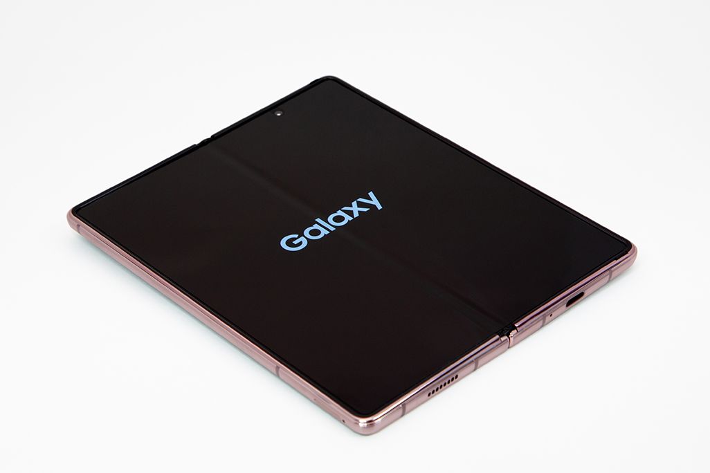 Galaxy Z Fold2 5Gのメインディスプレイ
