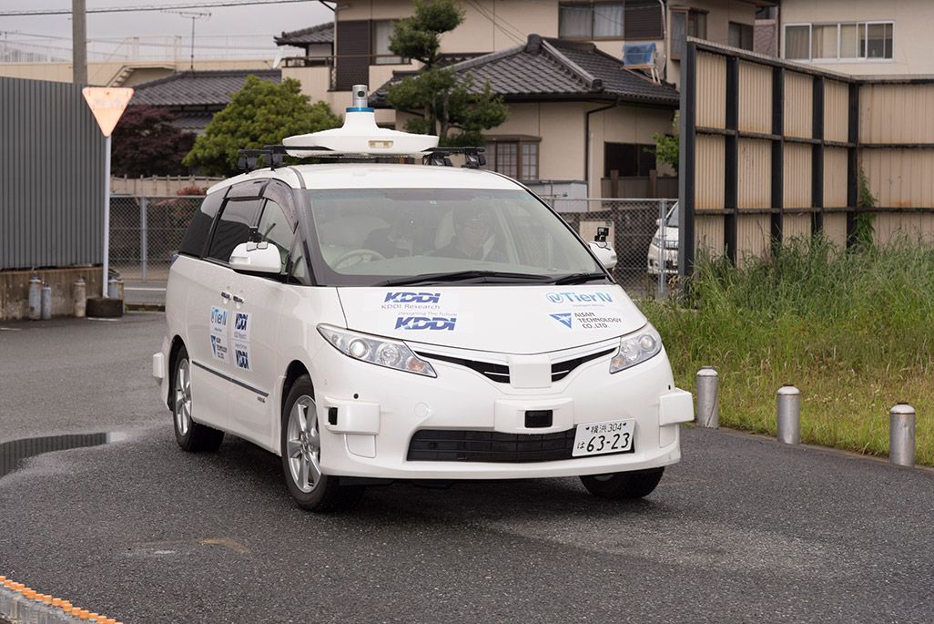 KDDIの自動運転テスト車